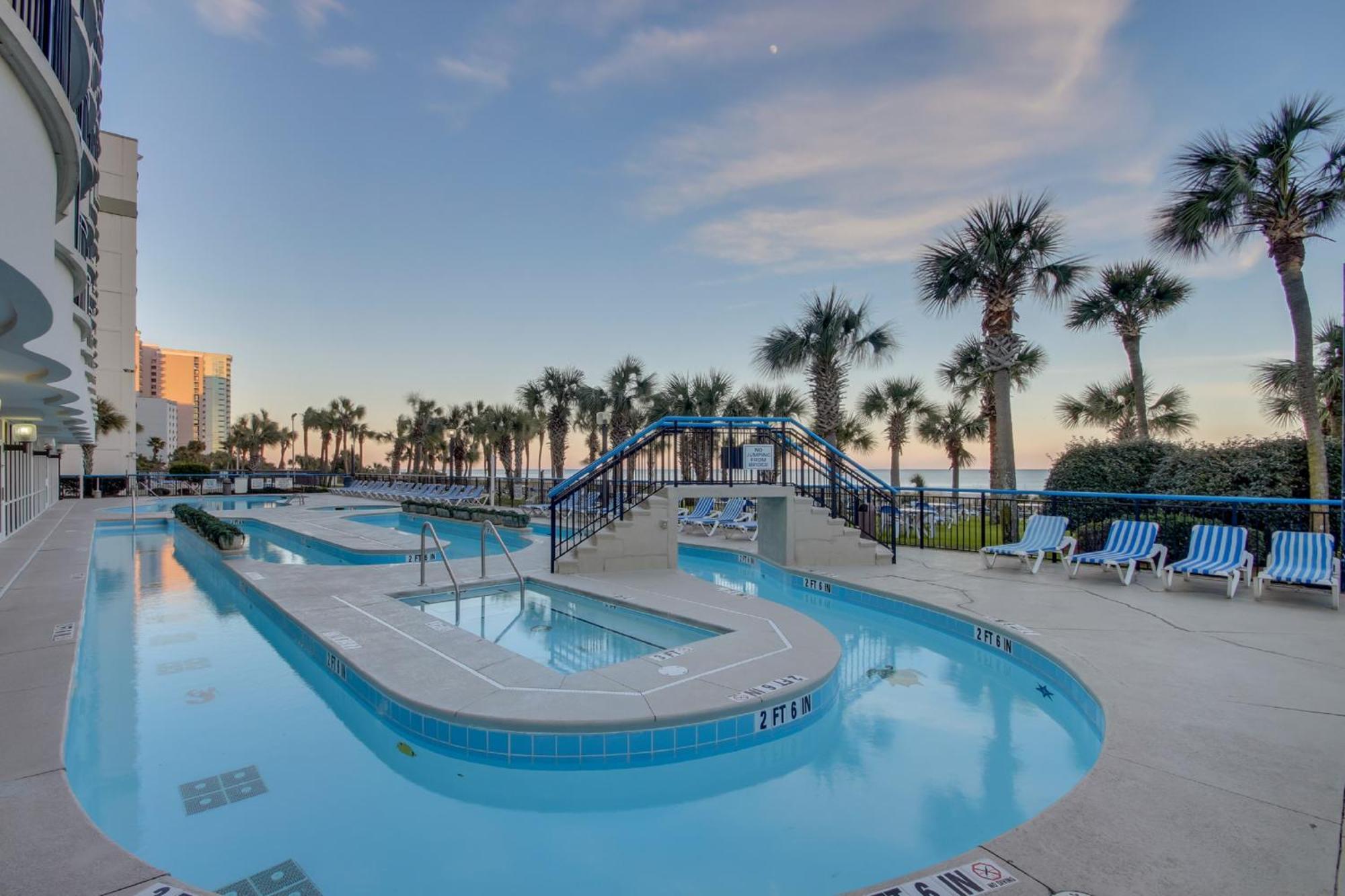 Oceanfront Condo W Balcony Minutes Walk To The Beach Μιρτλ Μπιτς Εξωτερικό φωτογραφία